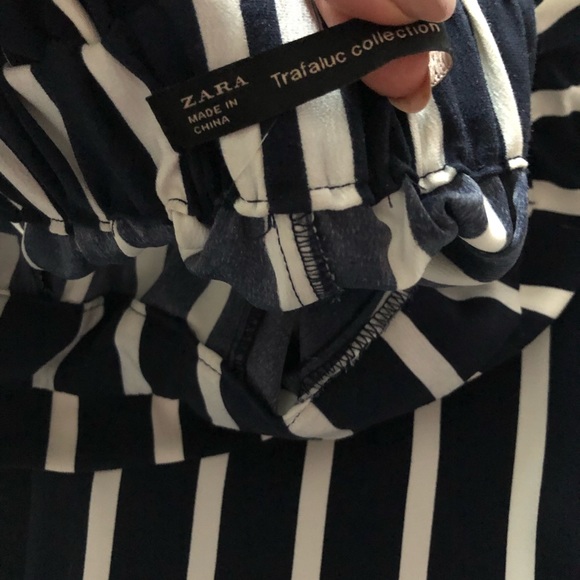 Zara Navy Culottes with White Stripes - Picture 6 of 7